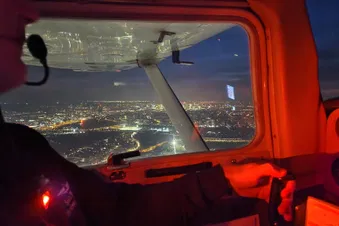 NIGHTFLIGHT🌃 SKYLINE/ Nachtflug Frankfurt