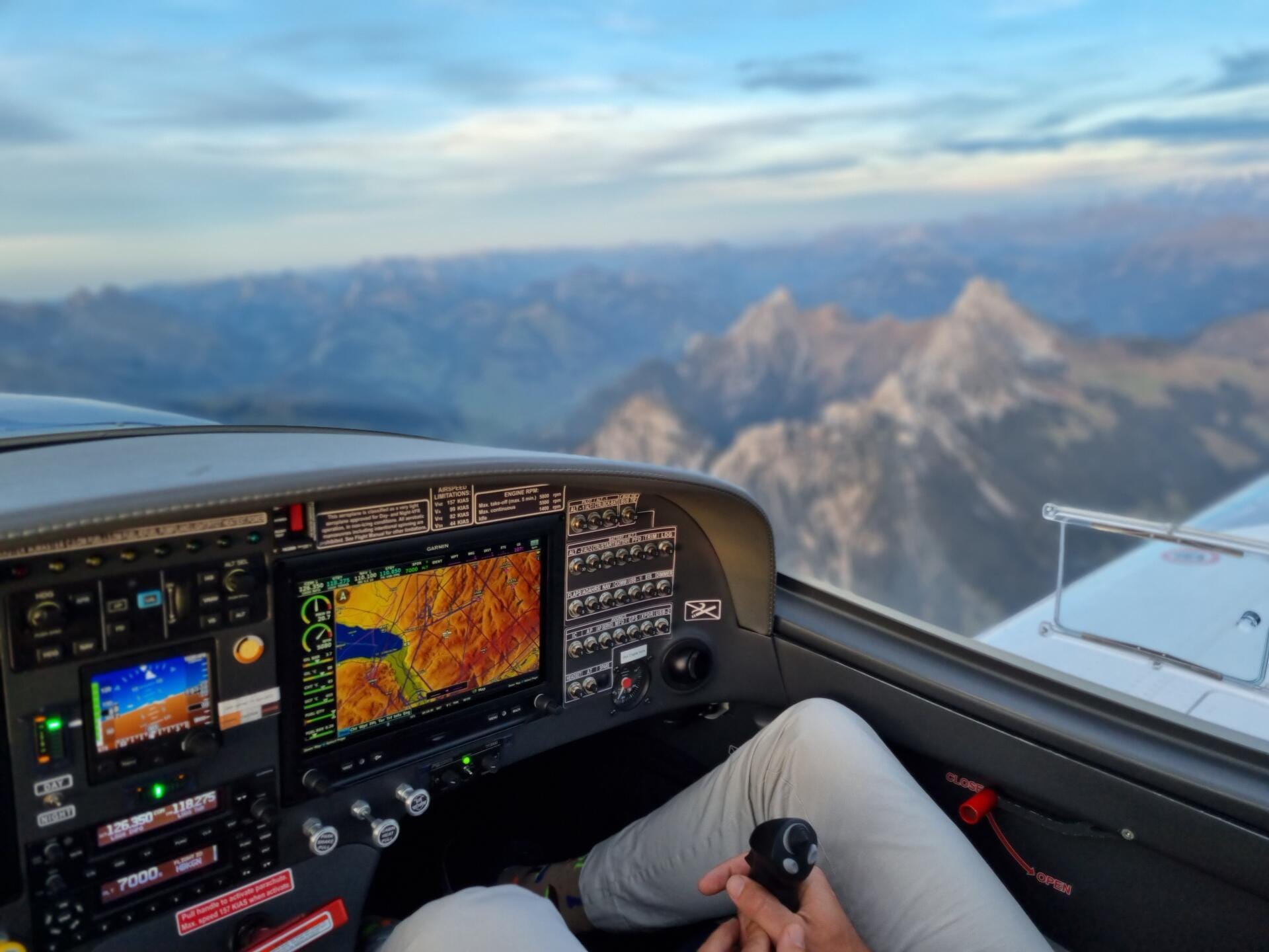 Eiger-Mönch-Jungfrau-Öschinensee-Fribourg-Bern