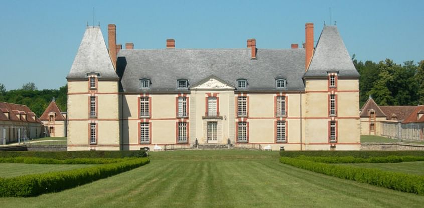 Les Châteaux de l'Est Parisien (1h30m)