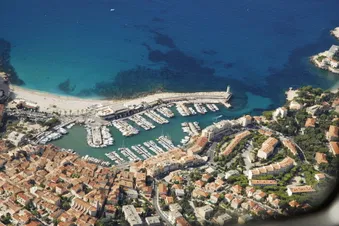Vol hélicoptère calanques Marseille et Cassis 30 min