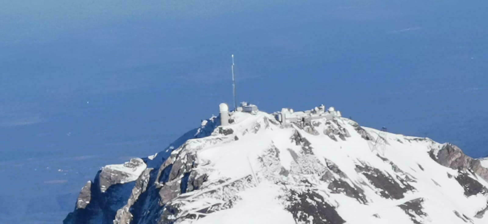 Survol des Pyrénées