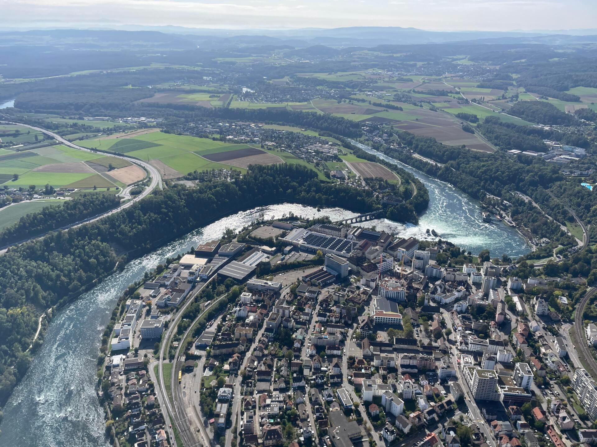 Rheinfall-Panorama: Atemberaubender Rundflug (2 Pax, CHF)