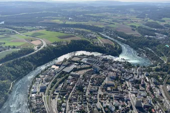 Rheinfall-Panorama: Atemberaubender Rundflug (2 Pax, CHF)
