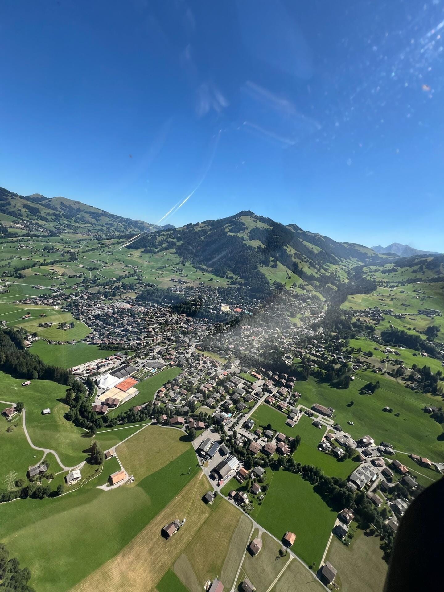 Tagesausflug nach Gstaad Saanen (LSGK)