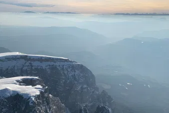Rundflug über den Dolomiten
