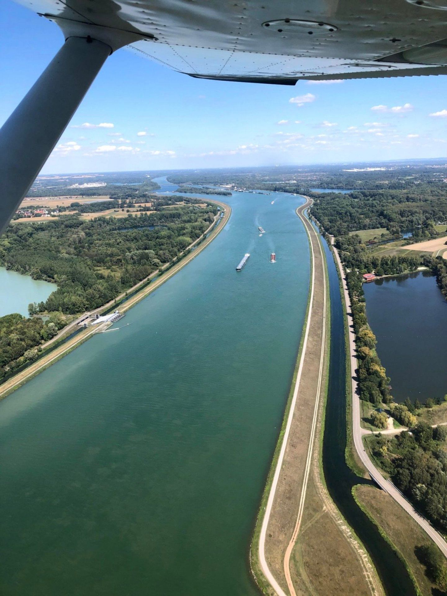 Pilot für einen Tag! - Unvergessliches Rundflugerlebnis