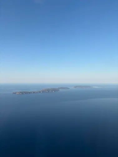 Vol côtier autour des iles d'or