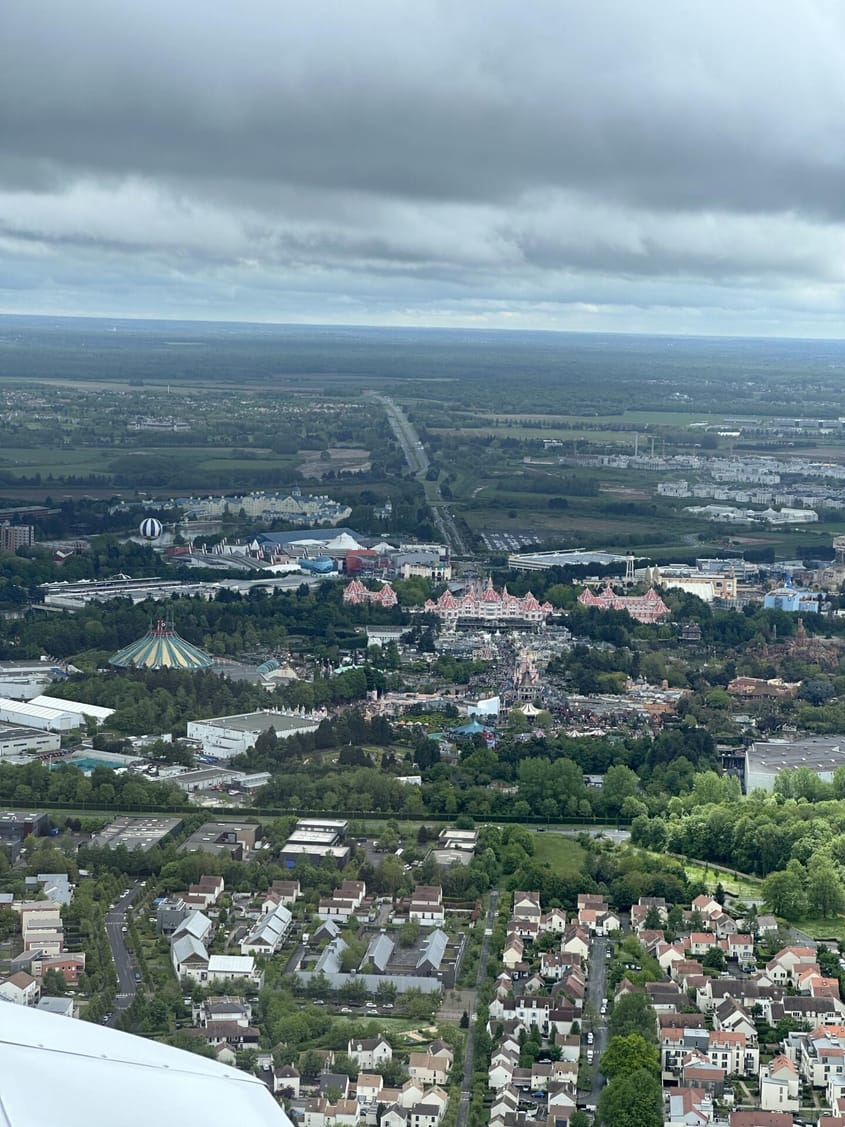 découverte de Disneyland Paris vue du ciel