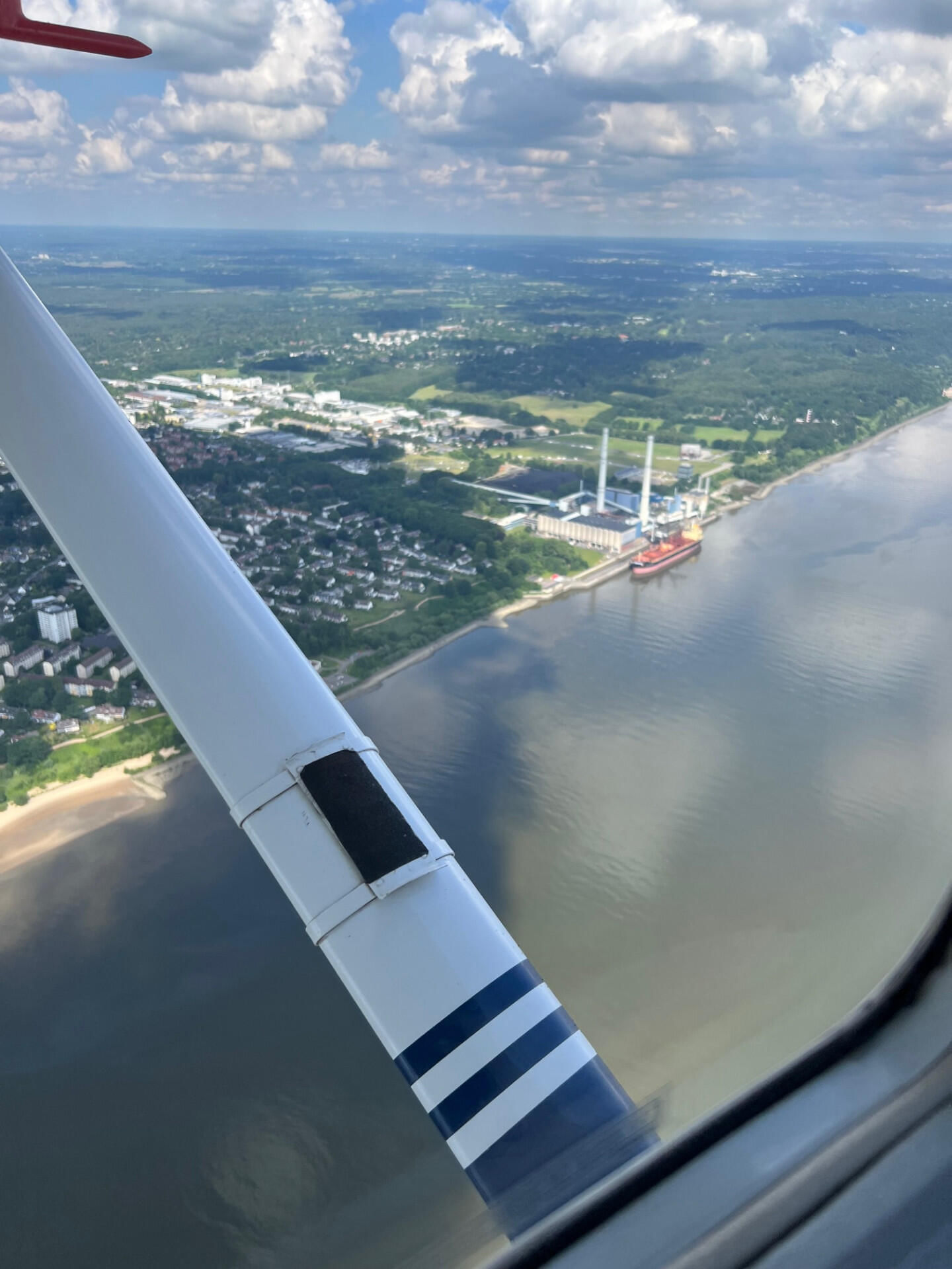 Rundflug Hamburg über Burchardkai, Alster, Hamburg Flughafen