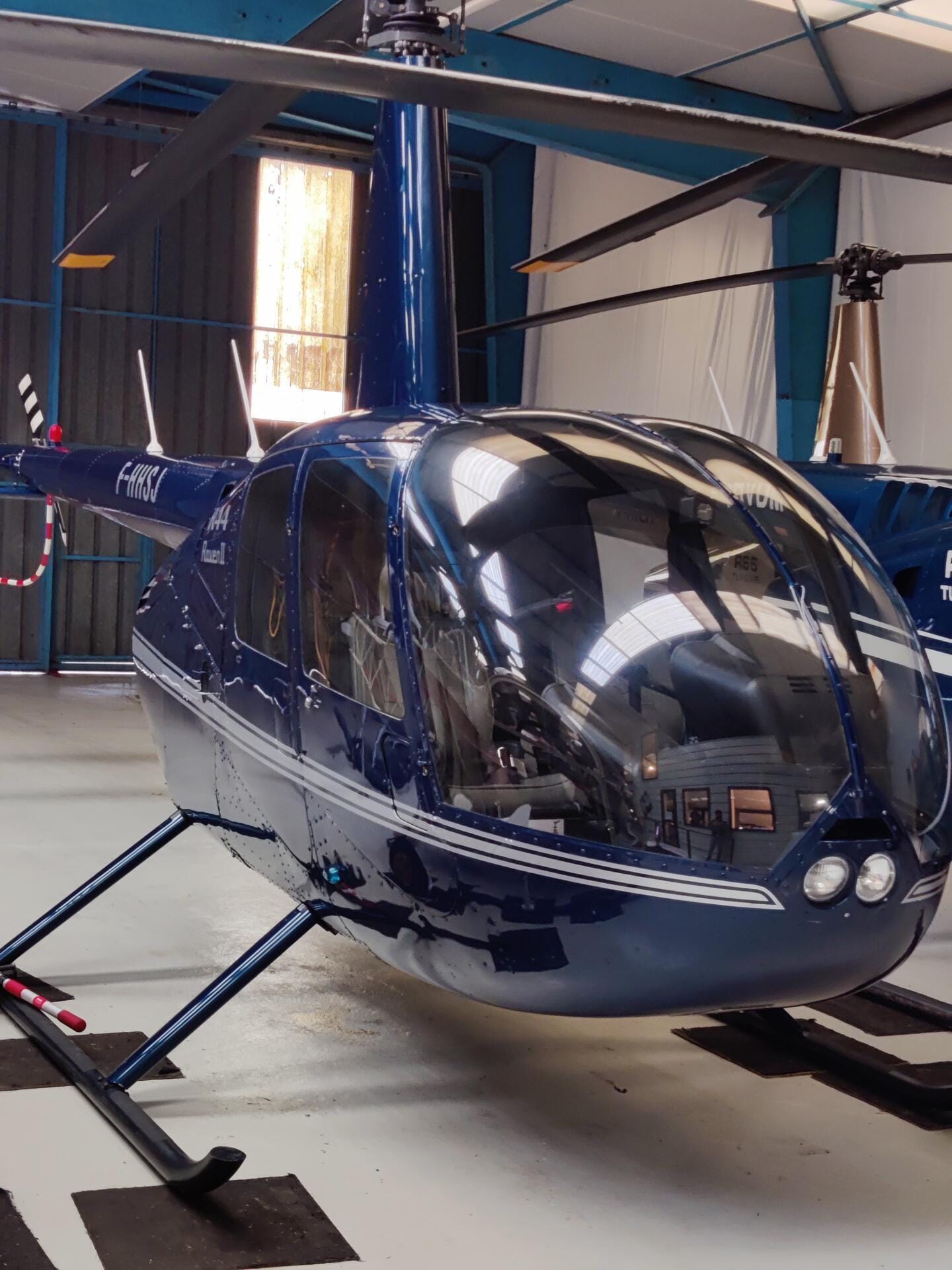 Hélicoptère Robinson R44