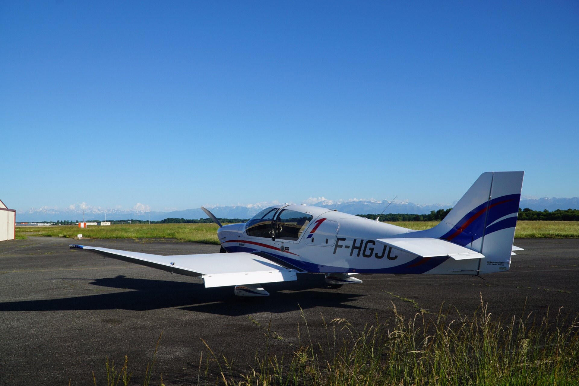 Robin DR400