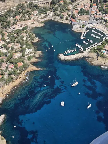 Survol des Calanques, Baie de Marseille et Sainte-Victoire