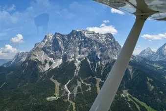 Alpenrundflug über München und Schloss Neuschwanstein