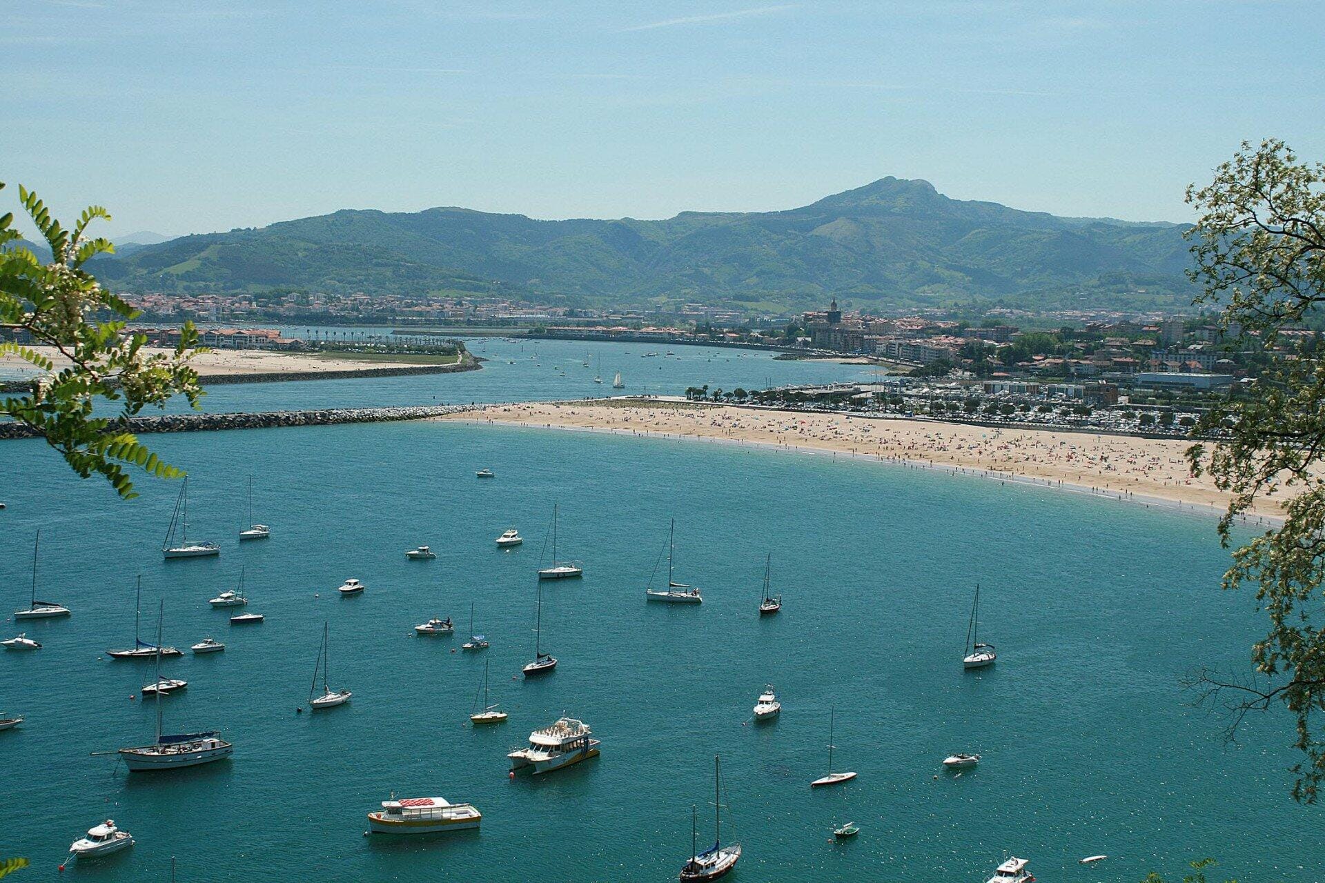 Pintxos et playa à Hondarribia