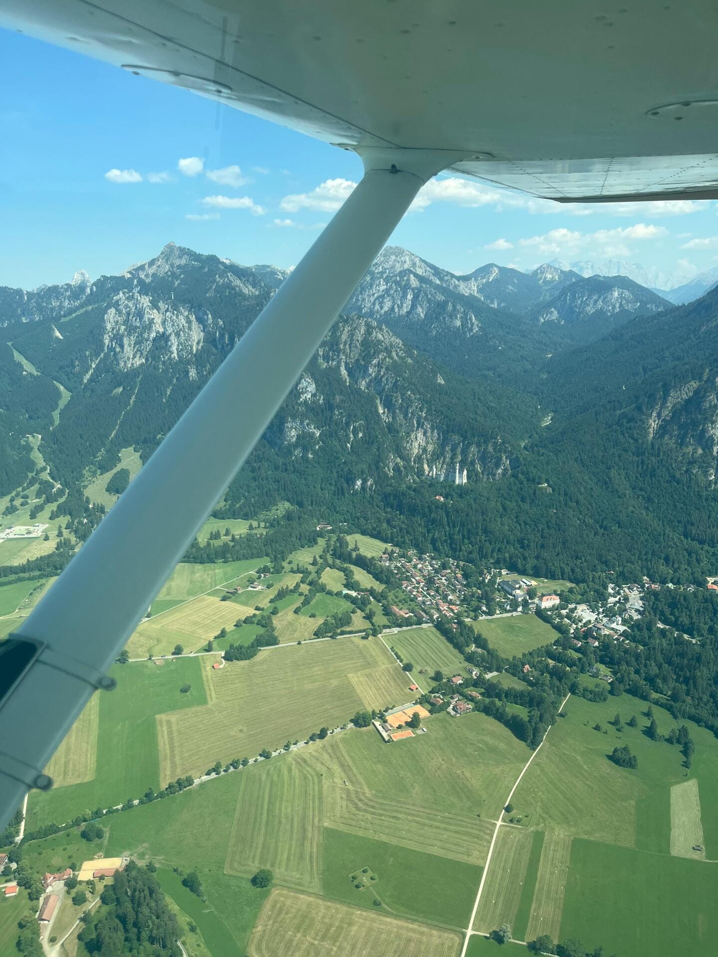 Rundflug Schloss Neuschwanstein - France
