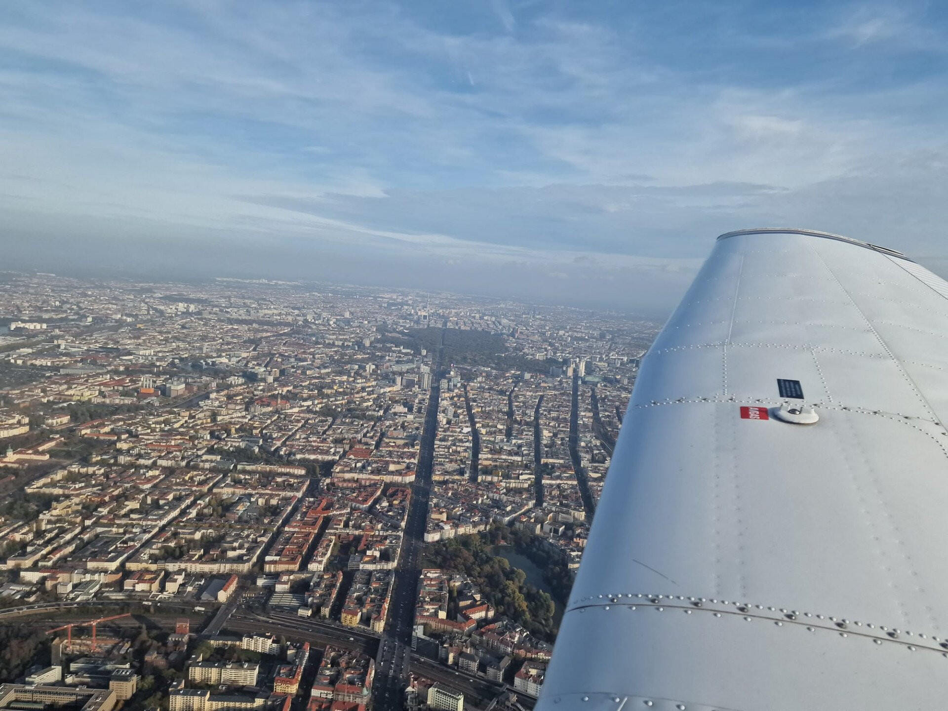 Berlin-Rundflug (über BER, TXL, Falkensee, Potsdam)