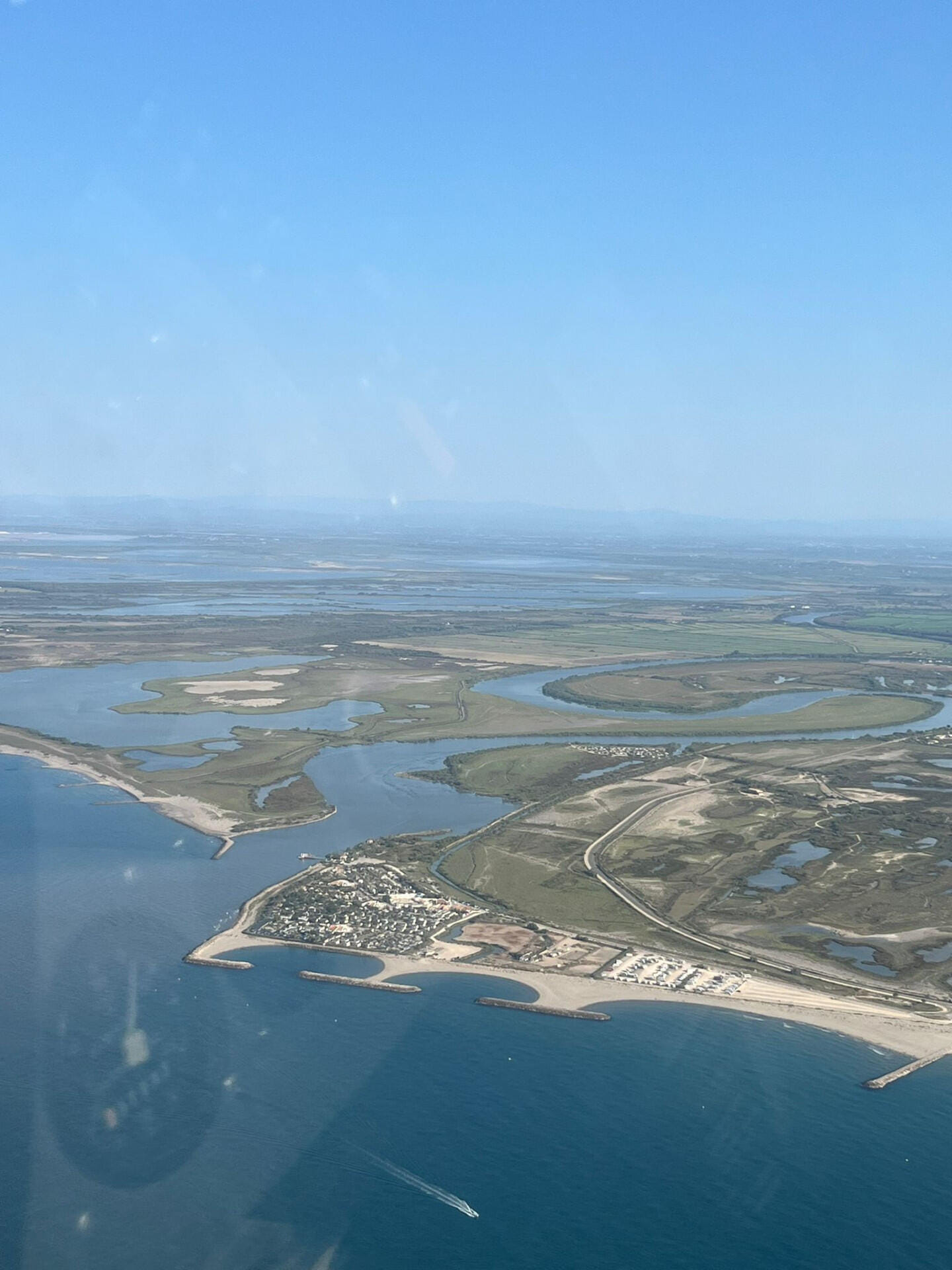 La Cote bleue; Golfe de Fos; Camargue