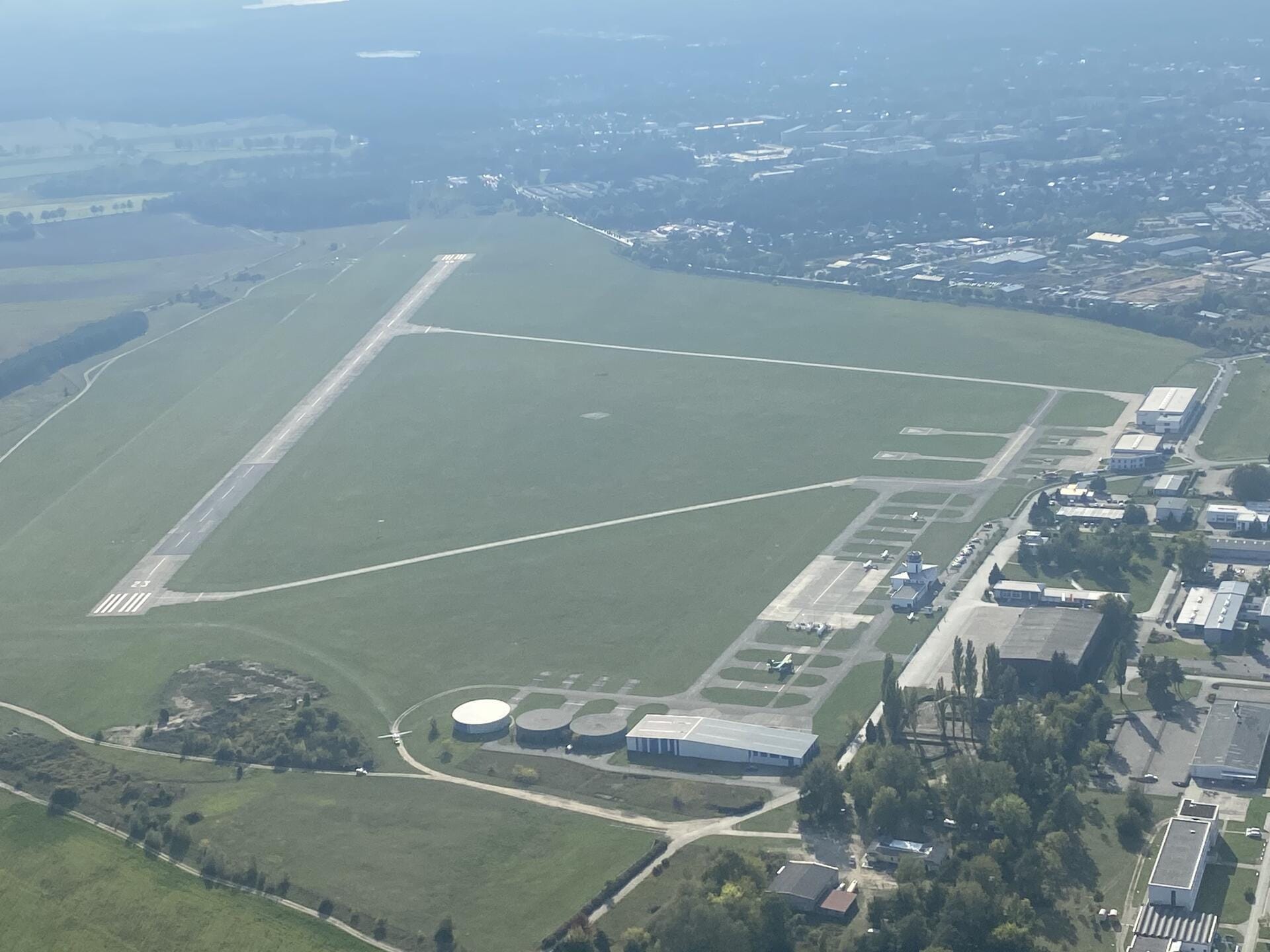 Strausberg Flugplatz/Strausberg Airfield