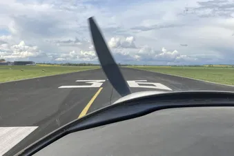 Flug aus dem Cockpit hautnah erleben