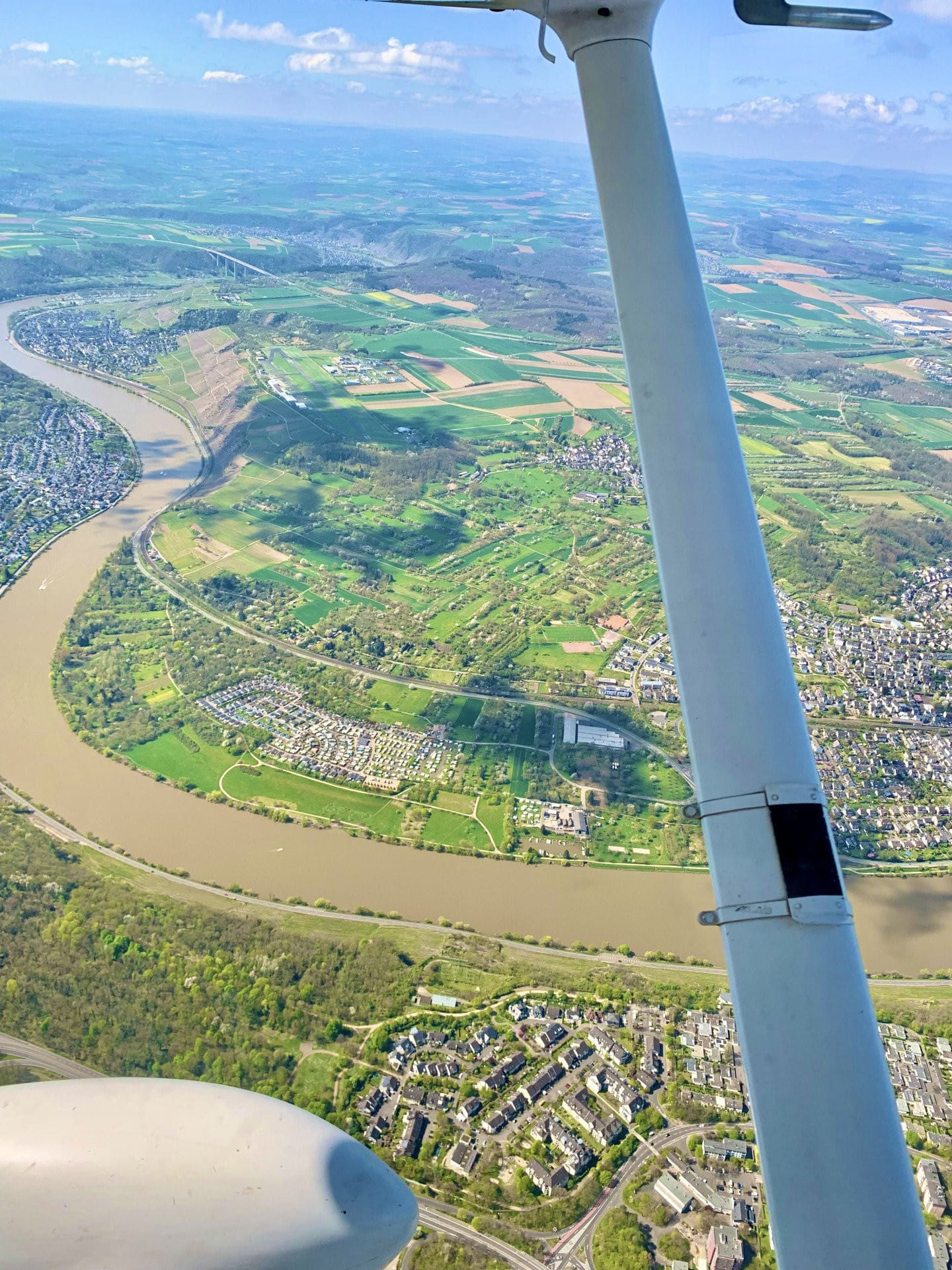 2-3 Pers. Rundflug: Eifel-Nürburgring & Siebengebirge