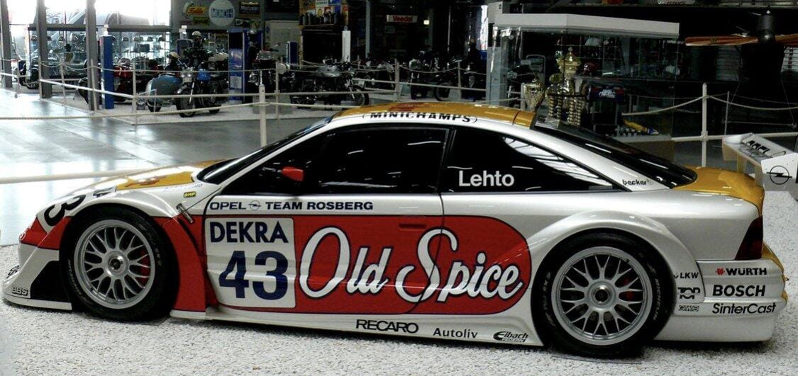 Nürburgring & Nordschleife - Bequeme Ledersitze, Archer III