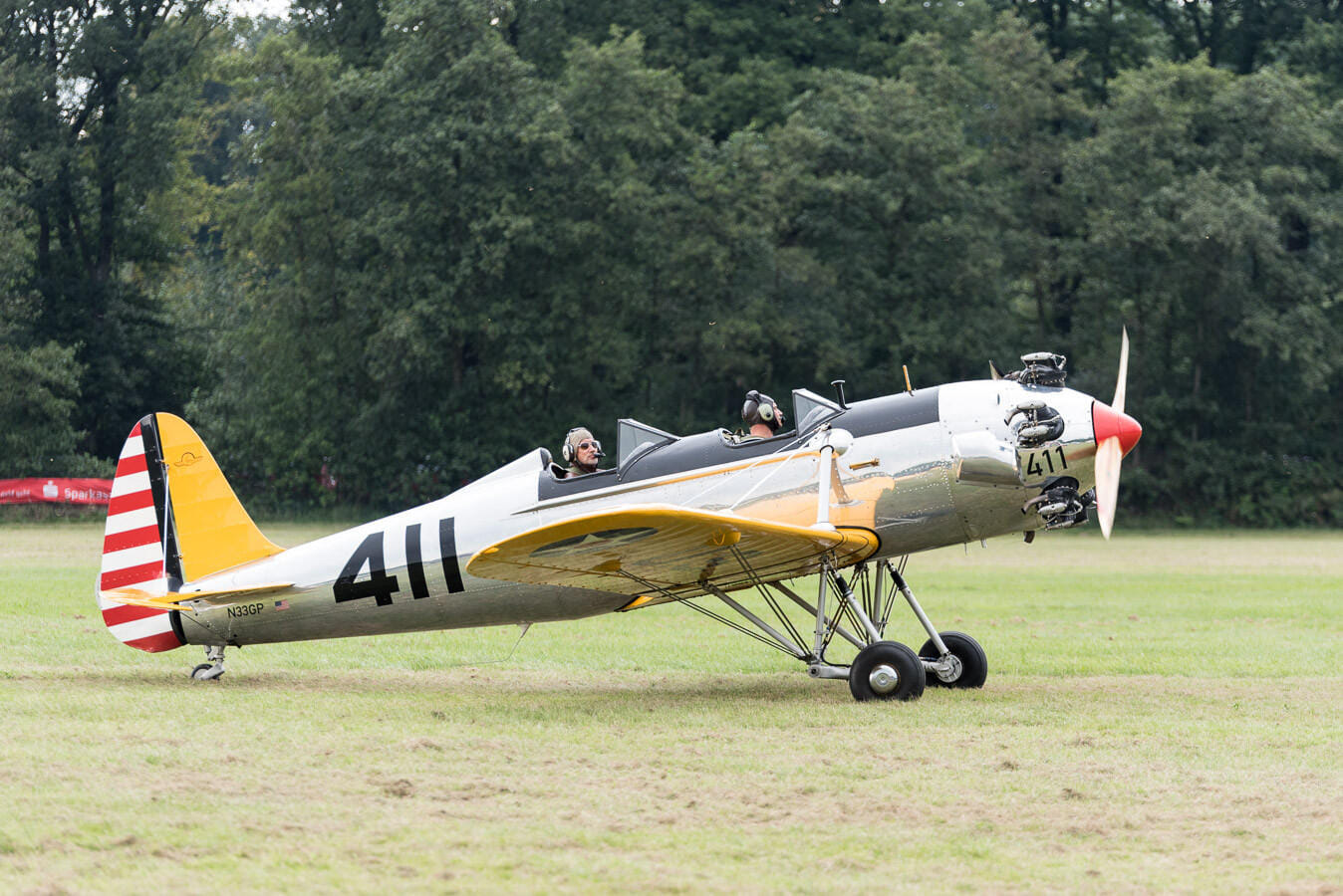 Im offenen Cockpit z.B. über Aachen und die Eifel.