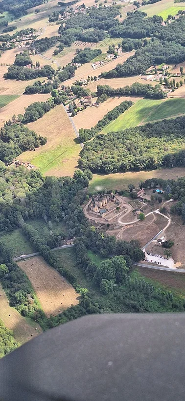 Vol hélicoptère depuis Sarlat : poser campagne et détente