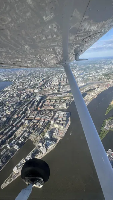 Rundflug über Hamburg