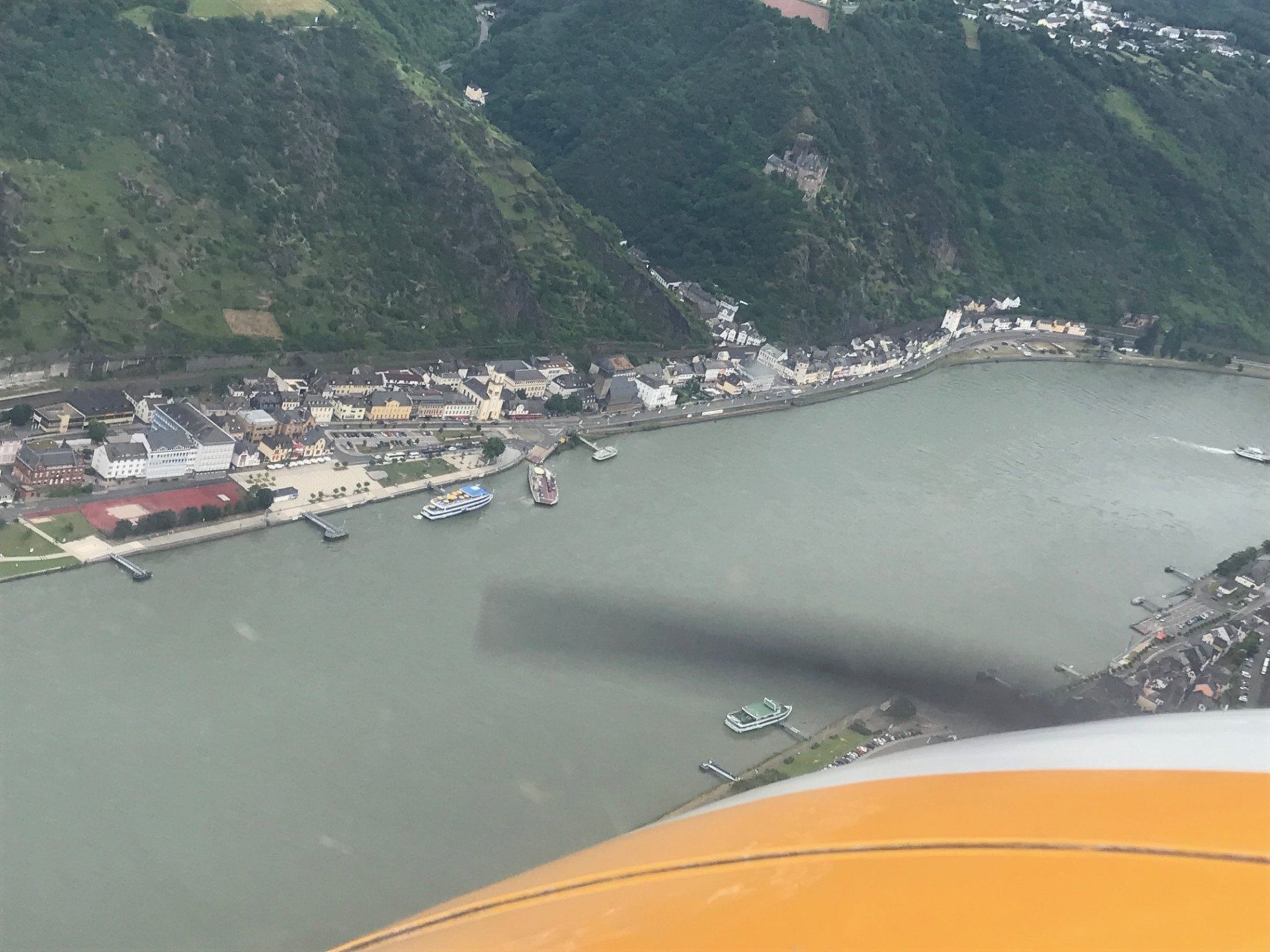 Über den Rheingau, Rüdesheim, Niederwalddenkmal, uvm.