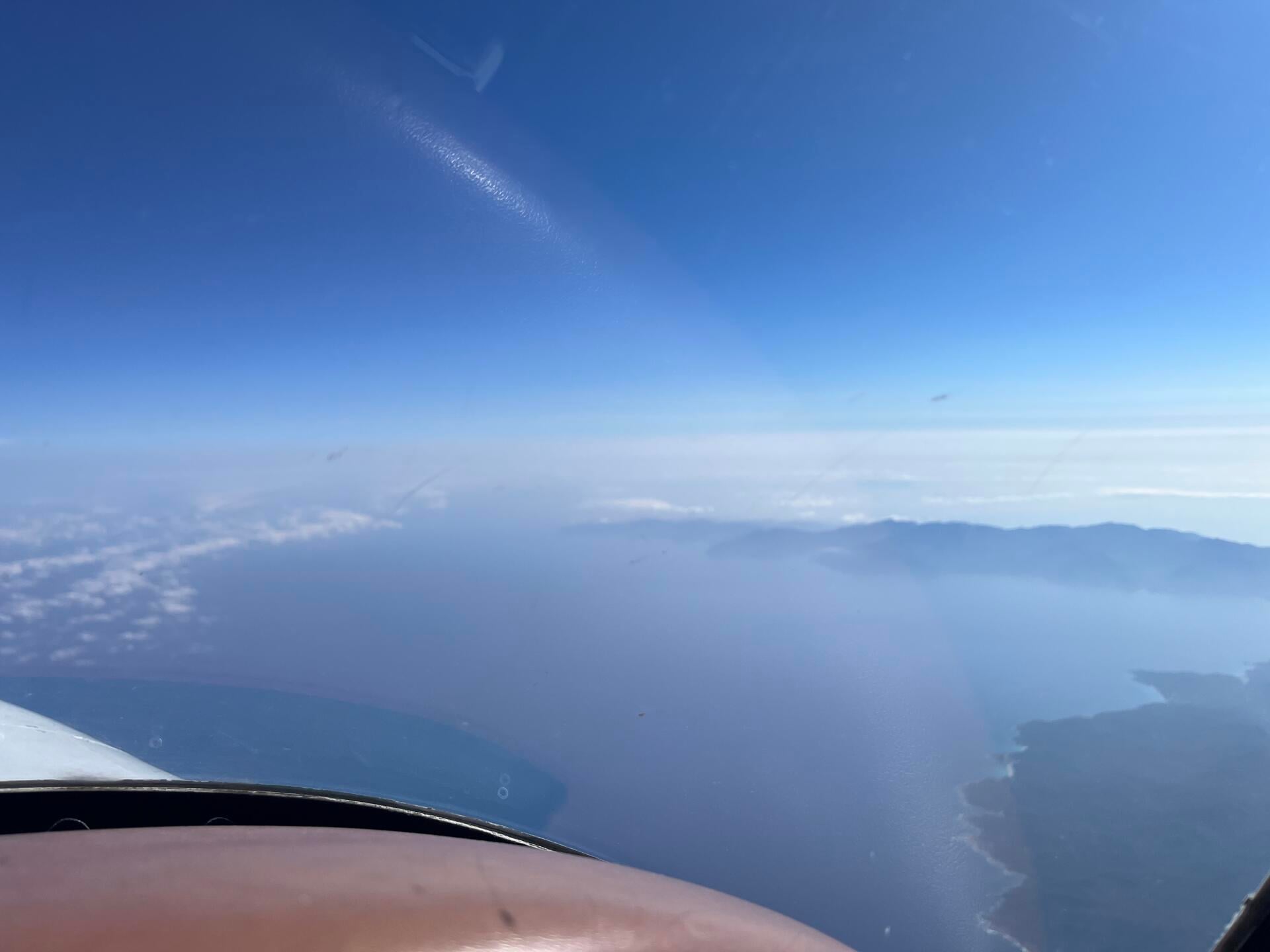 Privater Direktflug von Elba nach Bern