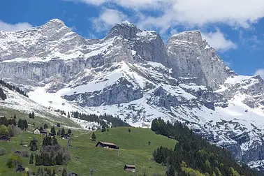 Aus-FLUG in die Berge (P)