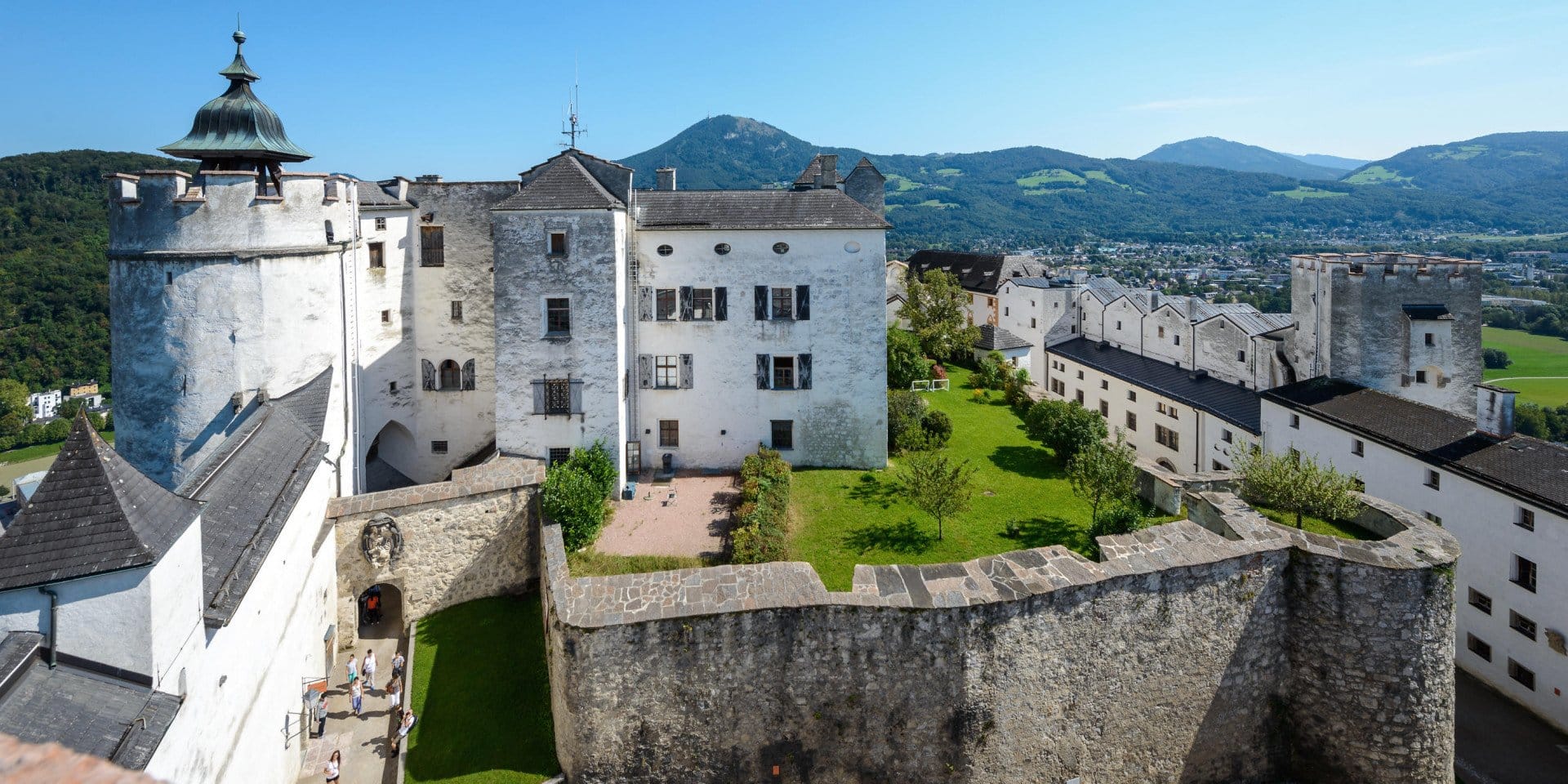 Salzburg / Red Bull Hangar 7 Tagesausflug