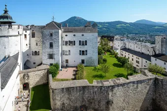 Salzburg / Red Bull Hangar 7 Tagesausflug
