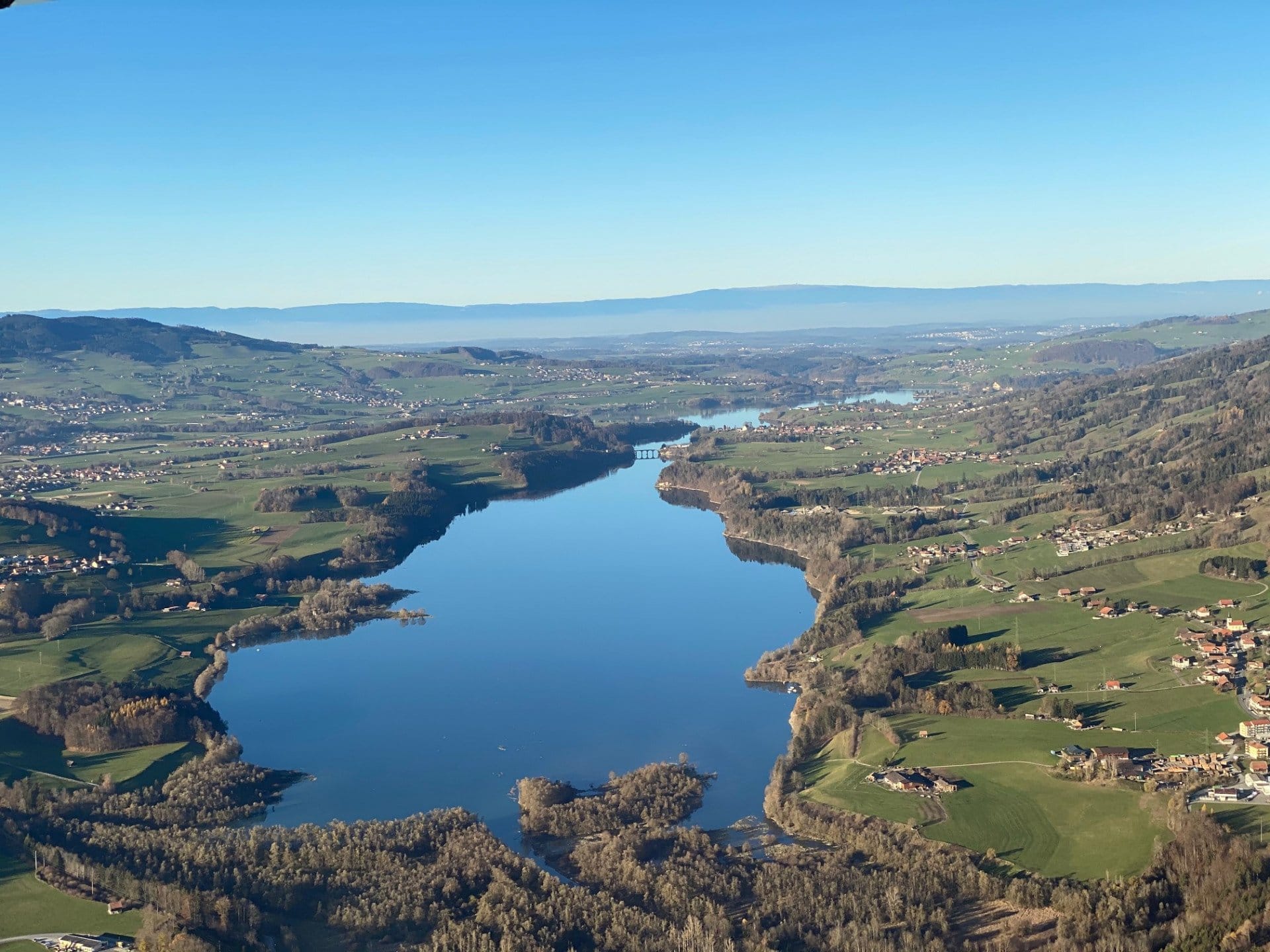 De la Gruyère au lac de Thoune