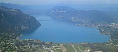 Le lac du bourget vu du ciel