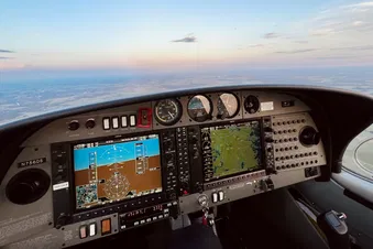 DA40 Cockpit