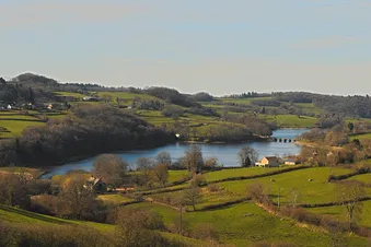 A la découverte des lacs du Morvan en vol élargis