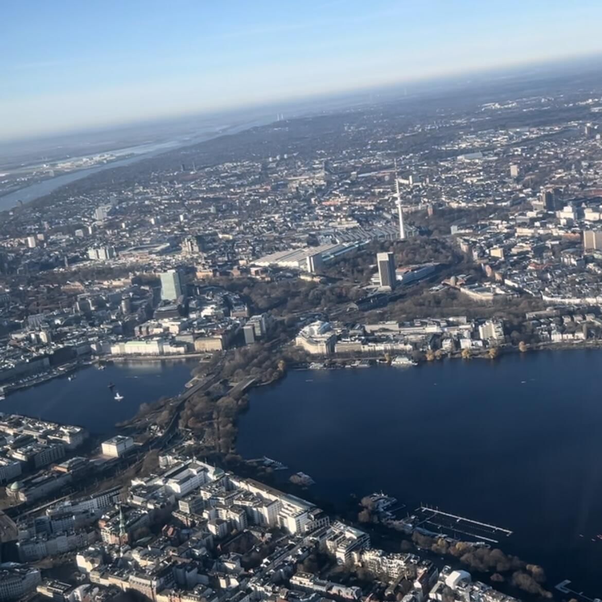 Großer Rundflug: Hamburg,Plöner See,Fehmarn,Ostsee,Lübeck