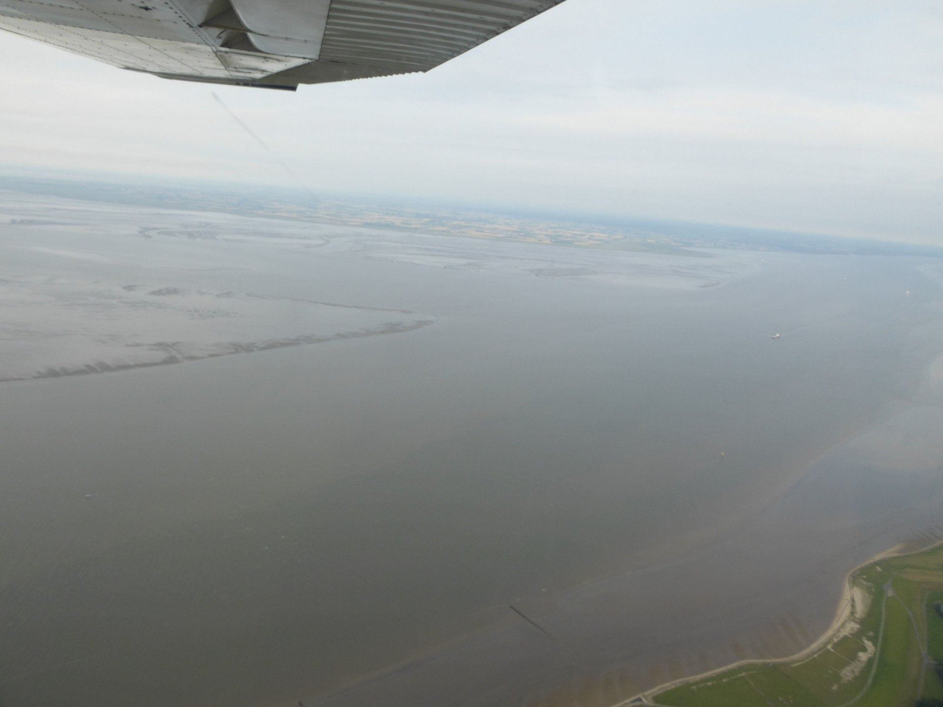 Flug zur Deutschen Bucht