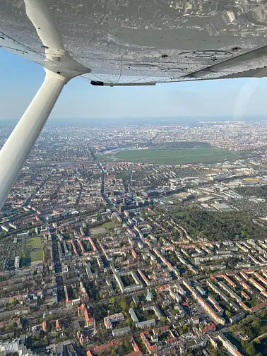 Rundflug mit frei wählbarer Route 1,5 Stunden