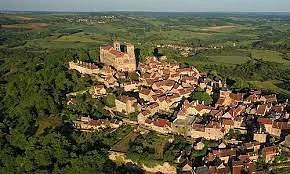 Balade aérienne à Vézelay depuis Nevers