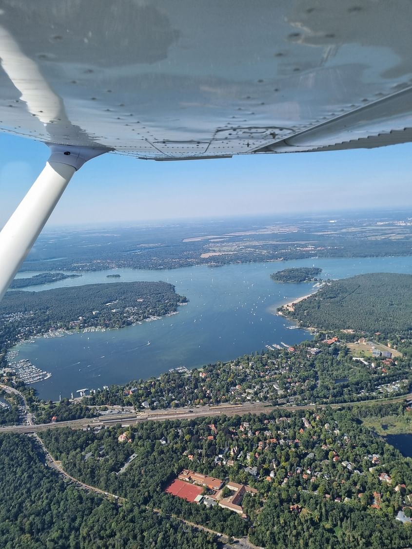 Berliner Highlights - Rundflug über Potsdam und Westberlin