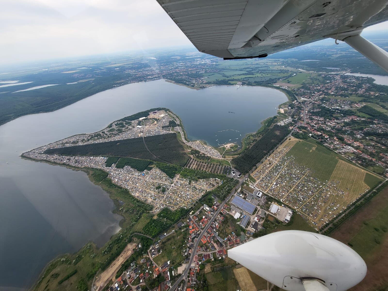 Individueller Rundflug Halle Oppin C182
