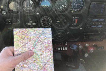 45 minute scenic flight to Karlštejn and Slapy dam