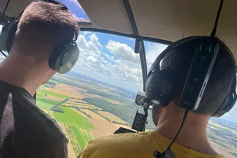 Hubschrauber Rundflug über Frankfurt Skyline