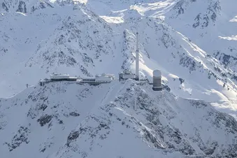 Balcon sur les Pyrénées : Cap sur le Pic du Midi de Bigorre