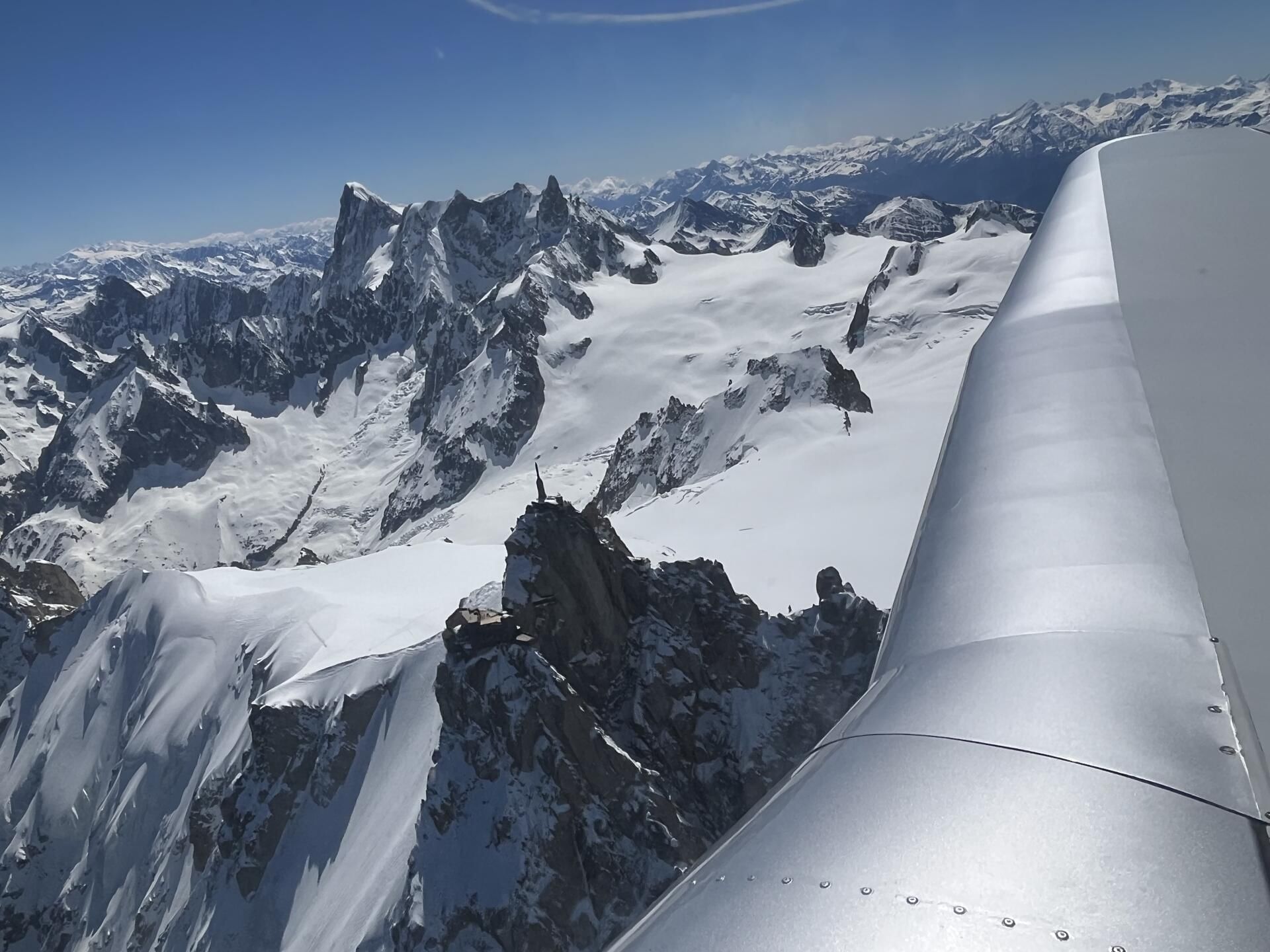 Mont blanc: Du jura jusqu’aux neiges éternelles.