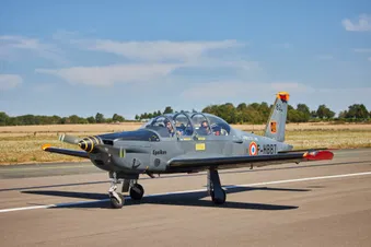 Baptême en Avion Militaire près de Paris