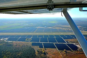 Rundflug über Berlin oder Wunschstrecke in Brandenburg