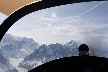 Le Mont Blanc et ses alentours, balade aérienne